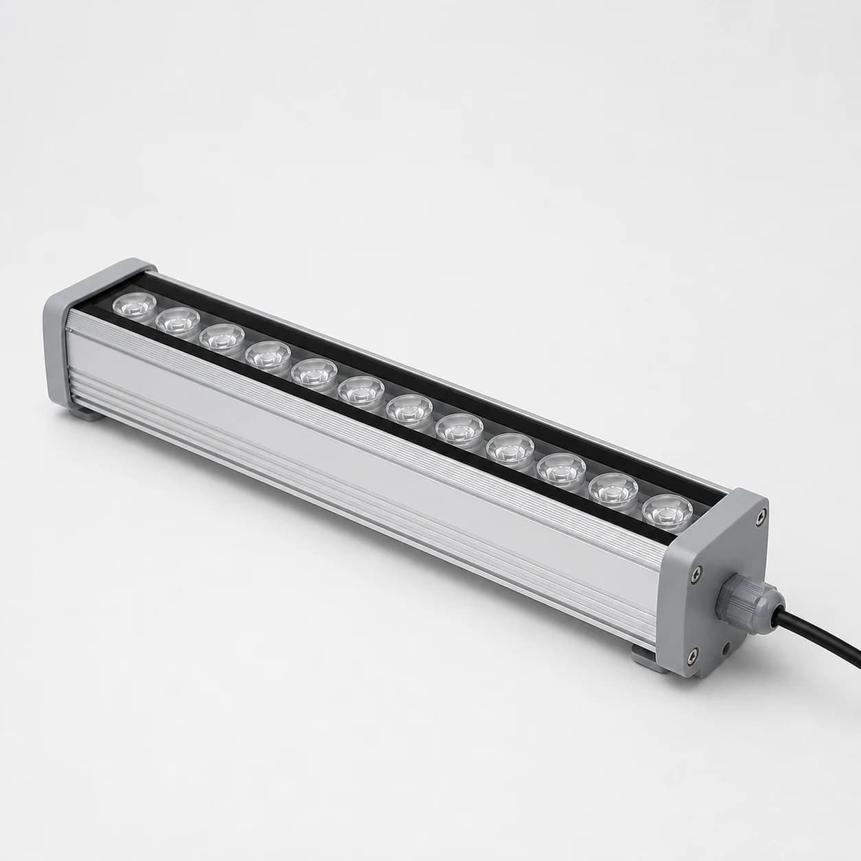 12W Wallwasher · 35 cm (12 LED) — modele özel ürün görseli